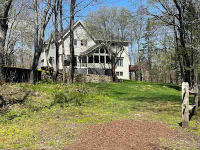 4 Old Spring Dr Grantham, NH 03753