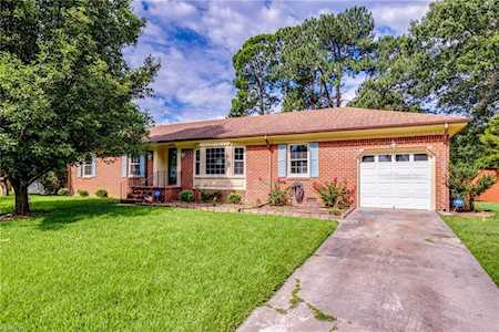 4208 Quince Rd Portsmouth, VA 23703