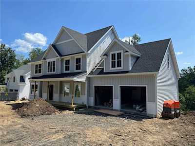 122 Old Colony Rd Hartsdale, NY 10530