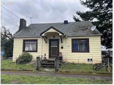 16 SE Clark AVE Battle Ground, WA 98604