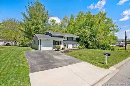 604 Navajo Dr New Albany, IN 47150
