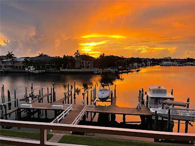 2775 Kipps Colony Dr #202 Gulfport, FL 33707