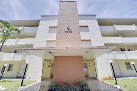 1201 NE 191st St #G405 Miami, FL 33179