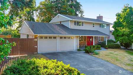 6023 121st Ave SE Bellevue, WA 98006