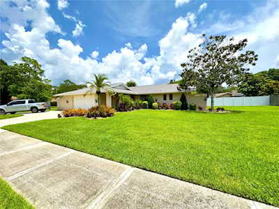 2549 Jennifer TERRACE Palm Harbor, FL 34685