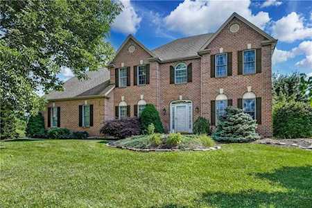 2107 Sherbrooke Dr Bethlehem, PA 18015