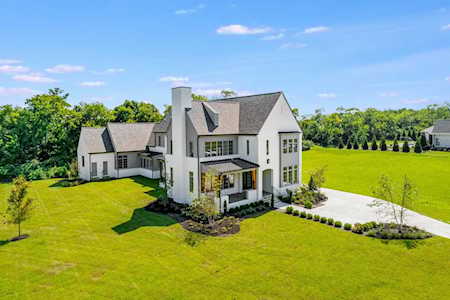 8909 Palmer Way Brentwood, TN 37027