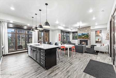3703 Blackstone Dr Park City, UT 84098