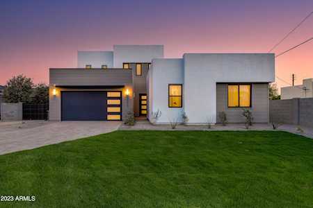 3213 E Roma Ave Phoenix, AZ 85018