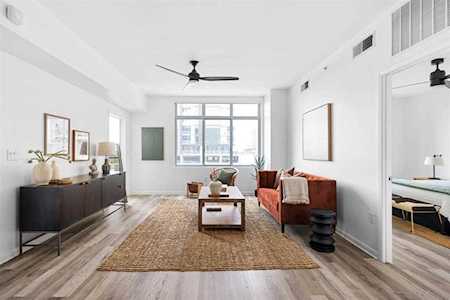 54 Rainey ST #907 Austin, TX 78701