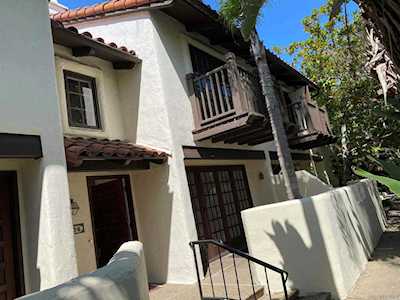 8612 Villa La Jolla Dr #4 La Jolla, CA 92037