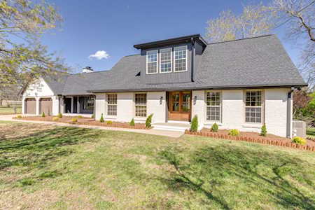 203 Cheviot Ct Hendersonville, TN 37075
