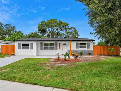 6901 78th Ave N Pinellas Park, FL 33781