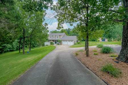5233 Huntington Woods Rd Frankfort, KY 40601