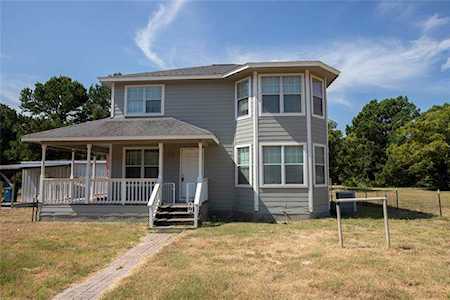 6442 County Road 4508 Road Athens, TX 75752