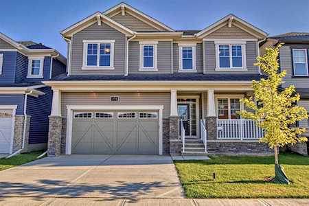 274 Carringham Rd NW Calgary, AB T3P 1V2
