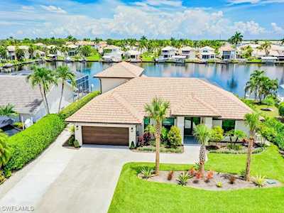 105 Morningstar Cay Naples, FL 34114