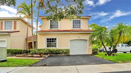 17982 SW 11th St Pembroke Pines, FL 33029