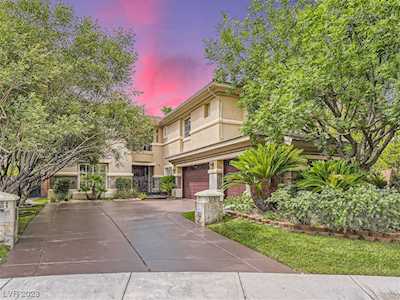 9712 Amber Peak Ct Las Vegas, NV 89144