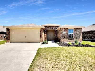 1015 Stockyard Street Josephine, TX 75189