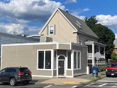 203 Burrill St Aka 2 Middlesex Ave Swampscott, MA 01907