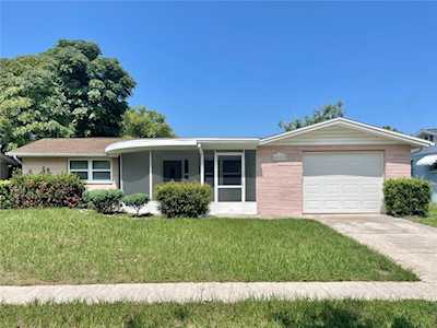 4607 Daphne St New Port Richey, FL 34652