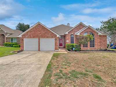 2204 Golden Arrow Drive Flower Mound, TX 75028