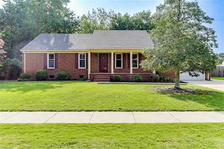 632 Willow Oak Dr Chesapeake, VA 23322