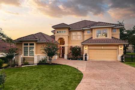 4104 Hookbilled Kite DR Austin, TX 78738