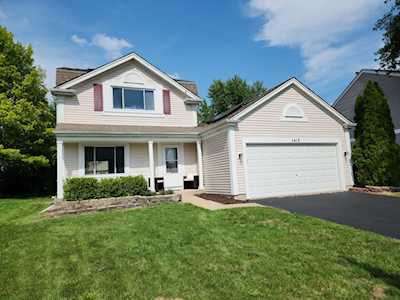 1413 Golden Oaks Parkway Aurora, IL 60506