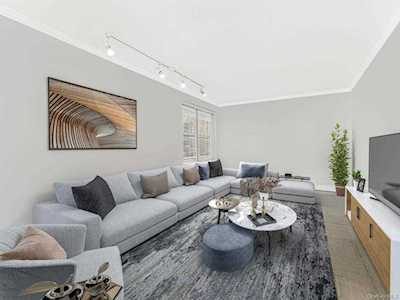 2160 Bronx Park E #2E Bronx, NY 10462