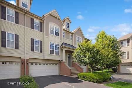 3435 Bradbury Circle Aurora, IL 60504
