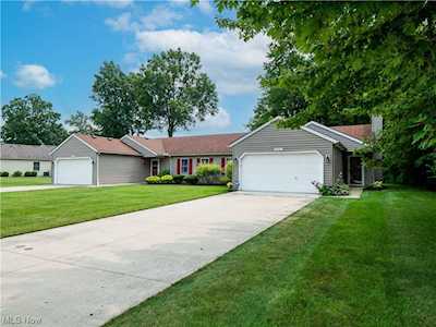 37201 N Doovys St Avon, OH 44011