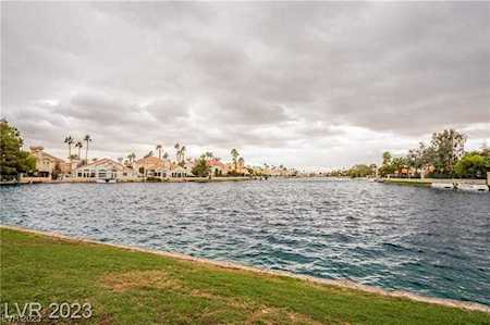 3151 Soaring Gulls Dr #1201 Las Vegas, NV 89128