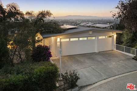 3613 Dixie Canyon Ave Sherman Oaks, CA 91423