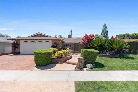 1589 Minorca Drive Costa Mesa, CA 92626