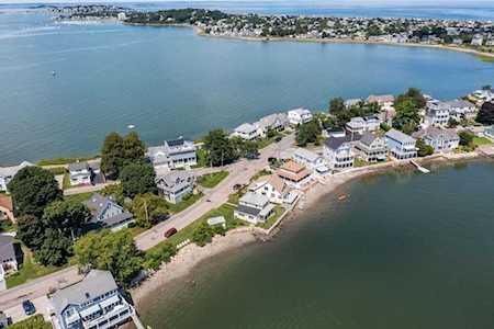 225 Nantasket Rd Hull, MA 02045