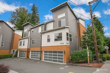 18234 73rd Ave NE #103 Kenmore, WA 98028