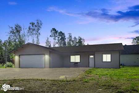 1485 N Happy Dr Wasilla, AK 99623