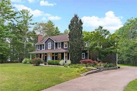 233 Bell School House Rd Exeter, RI 02892