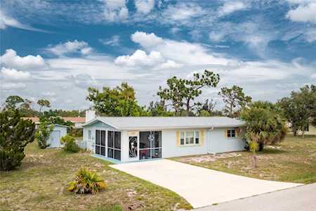 680 Edwards St Englewood, FL 34223