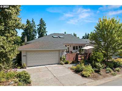 32390 SW Boones Bend RD Wilsonville, OR 97070