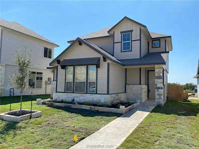 816 Mineral Wells Ln College Station, TX 77845