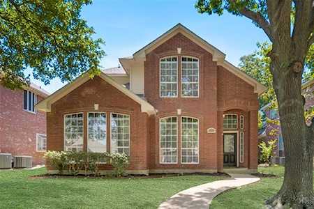 8906 Bayshore Lane Rowlett, TX 75088