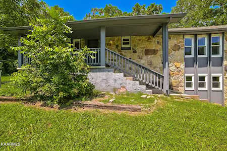 611 Harmon Lenoir City, TN 37771