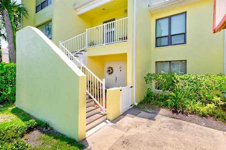 1 Windrush Blvd #67 Indian Rocks Beach, FL 33785