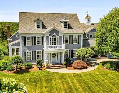 122 Pokanoket Ln Marshfield, MA 02050