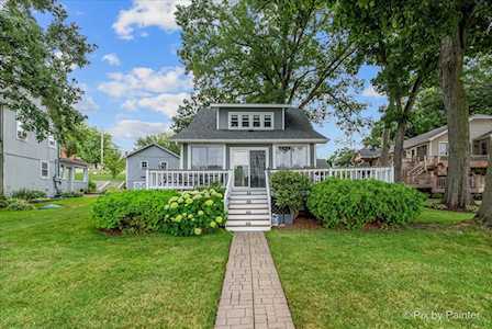 1310 River Terrace Dr Johnsburg, IL 60051