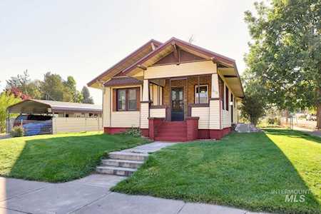 213 E Arthur Ave Glenns Ferry, ID 83623