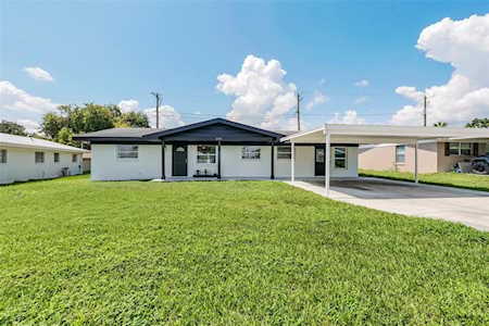 2030 Leisure Dr Winter Haven, FL 33881